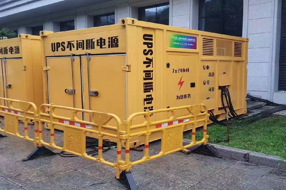 通辽发电机租赁施工现场